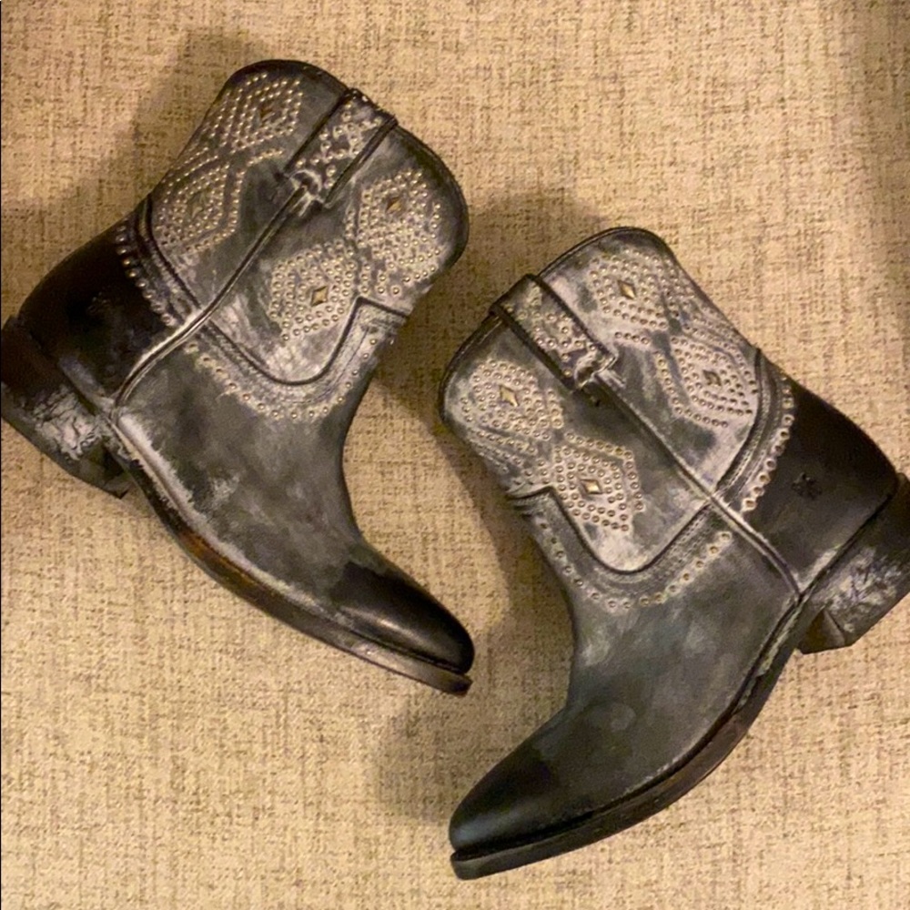 Frye Billy Short Western Boots